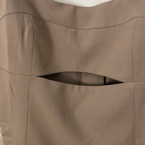 NWT Le Lis Chic Tan Mini Bubble Dress - Picture 6 of 6